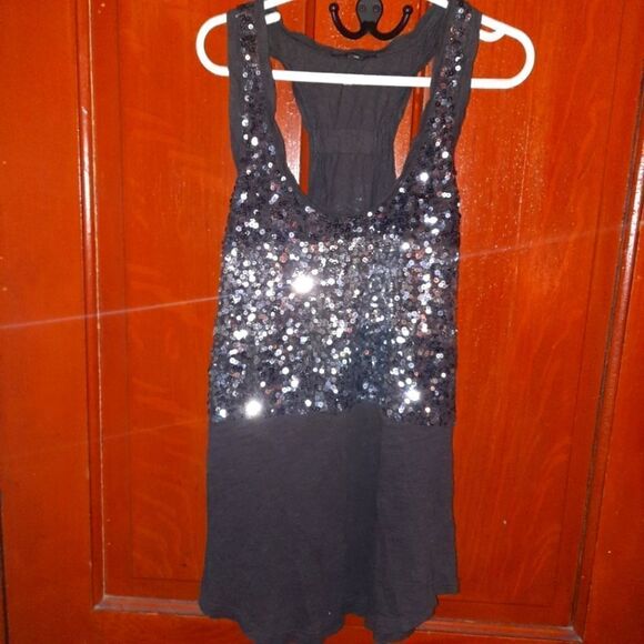 Express tank top  - Picture 1 of 3